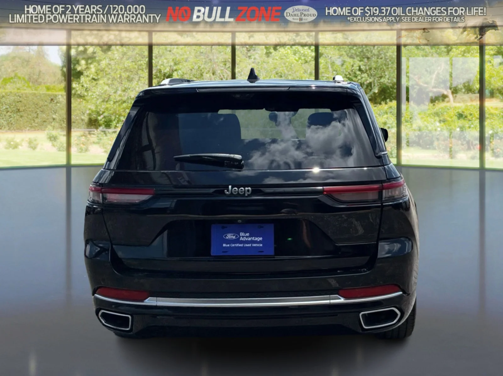 Certified Used 2022 Diamond Black Jeep Summit Reserve image 4