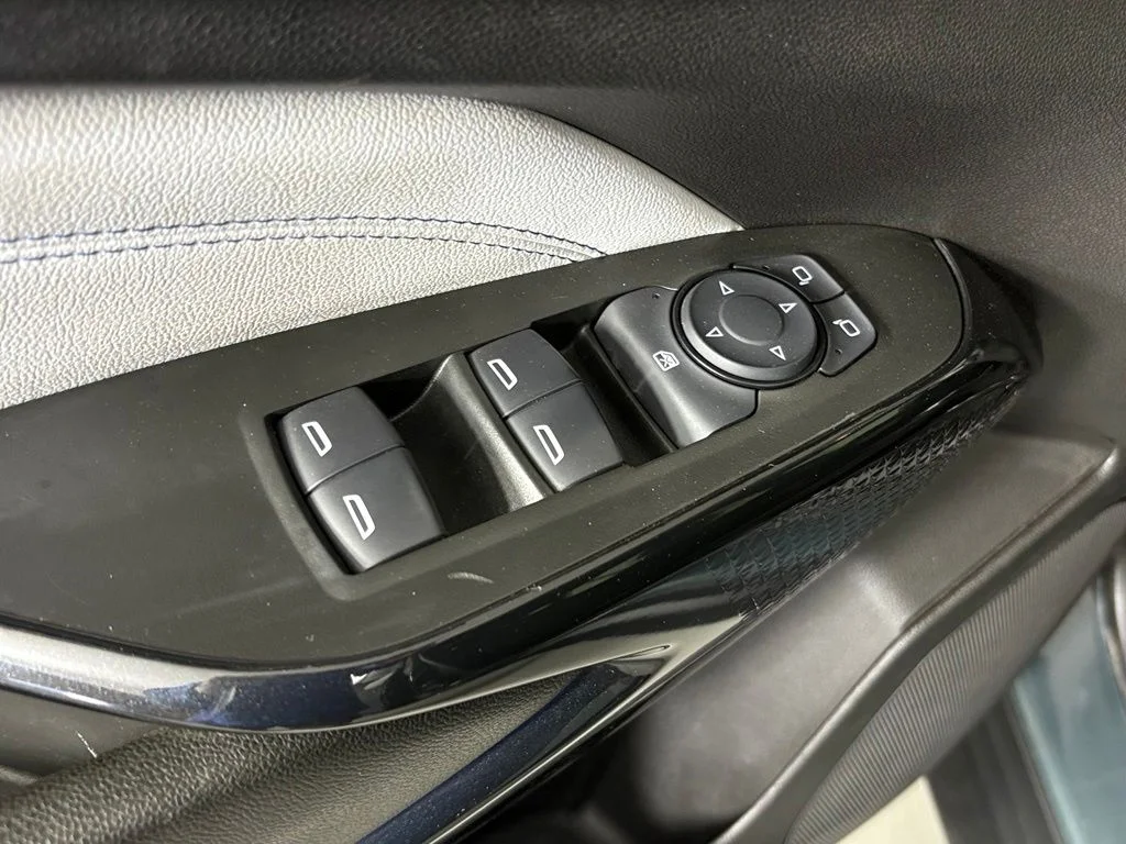 Used 2025 Gray Chevrolet LT image 14