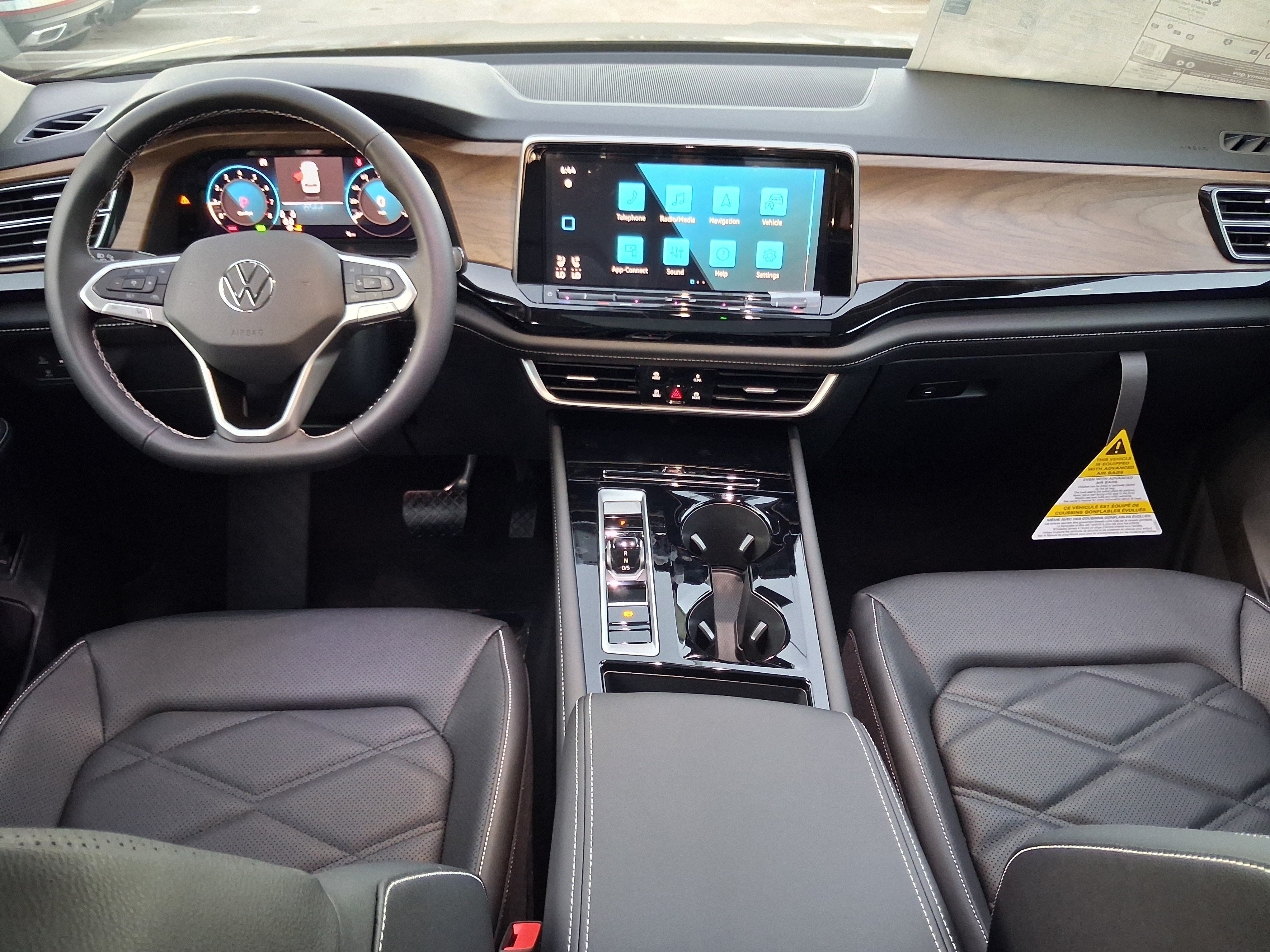 New 2026 Black Volkswagen 2.0T SE w/Technology image 6