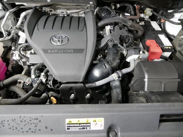 Used 2023 Wind Chill Pearl Toyota XLE image 32