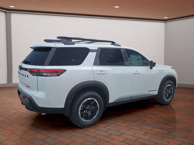 New 2026 Everest White Pearl TriCoat Nissan Rock Creek® image 3