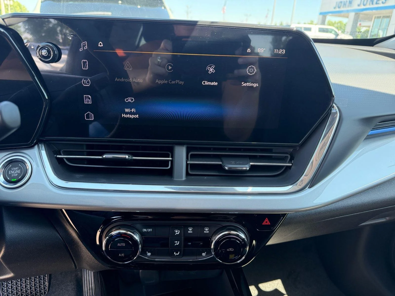 2026 Chevrolet Trax LT - Photo 19