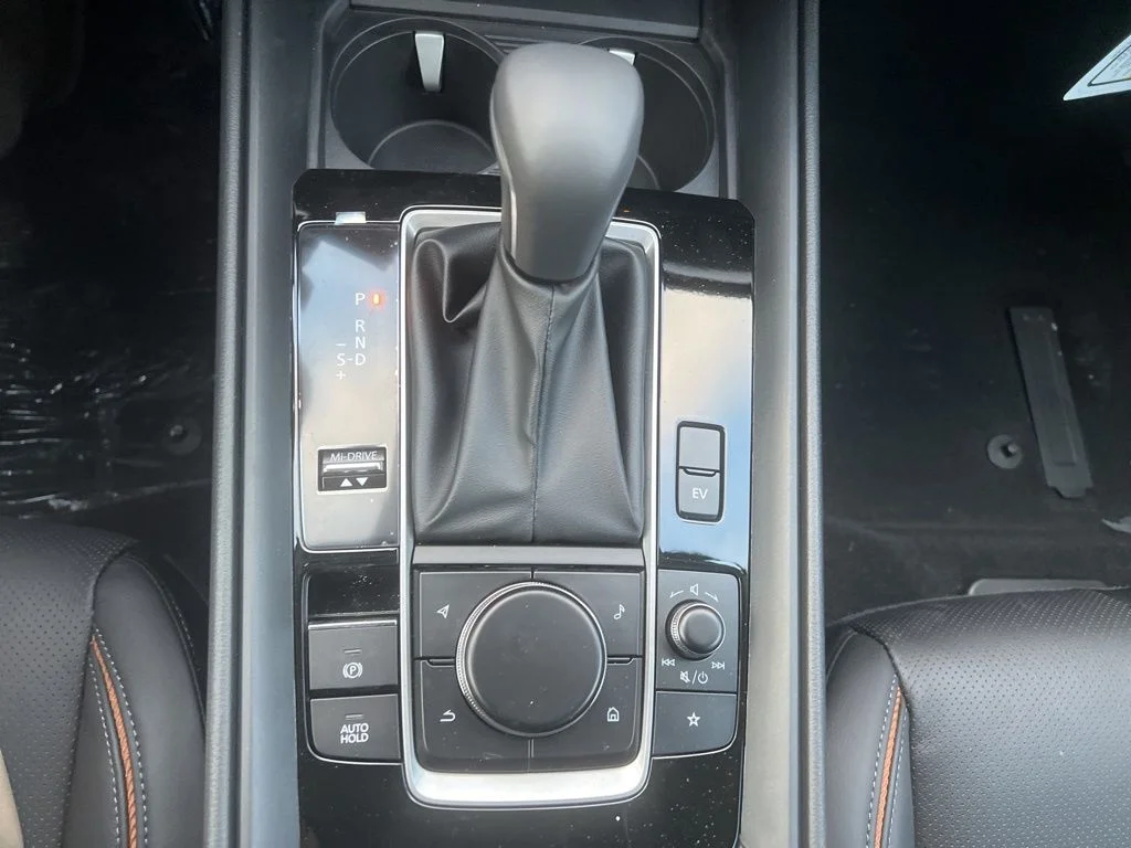 New 2026 Wind Chill Pearl Mazda Premium AWD image 24