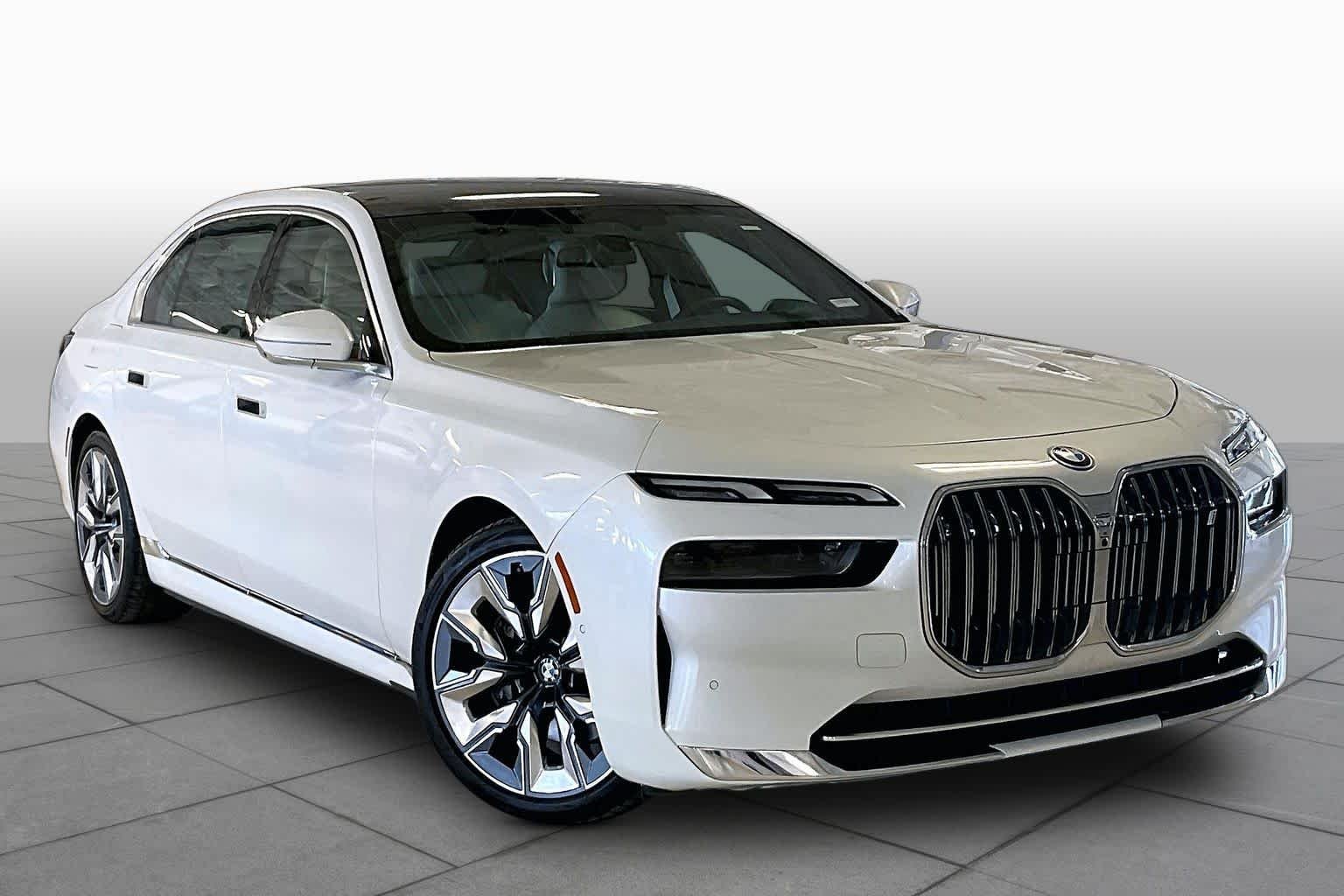 Used 2025 Mineral White Metallic BMW eDrive50 image 2