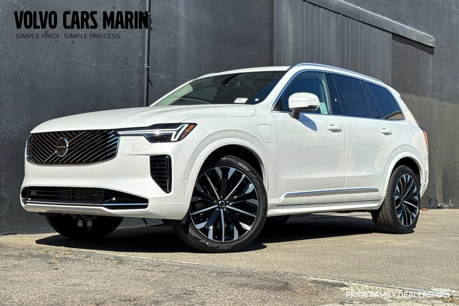 New 2026 Crystal White Volvo T8 Plus 7-Seater image 1