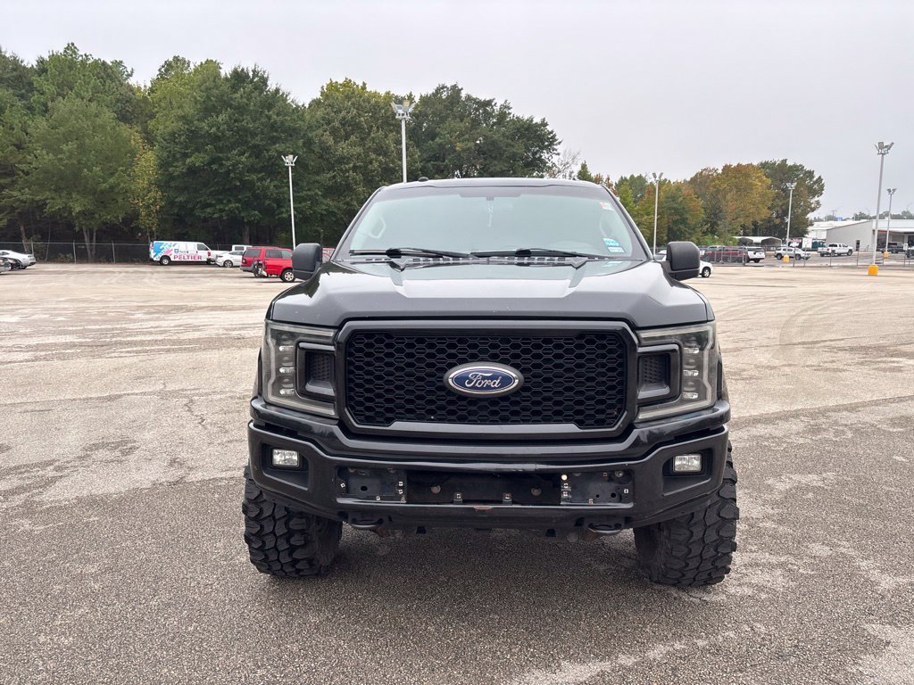 Used 2018  Ford XL image 2