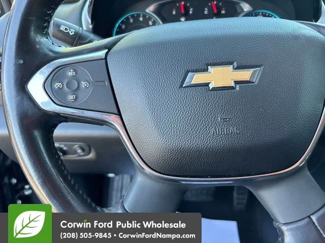 Used 2019 Gray Chevrolet RS image 15