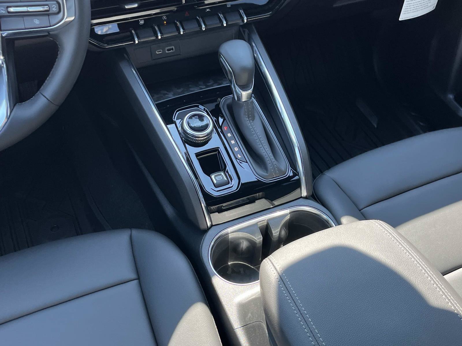 2026 GMC Canyon Elevation - Photo 14