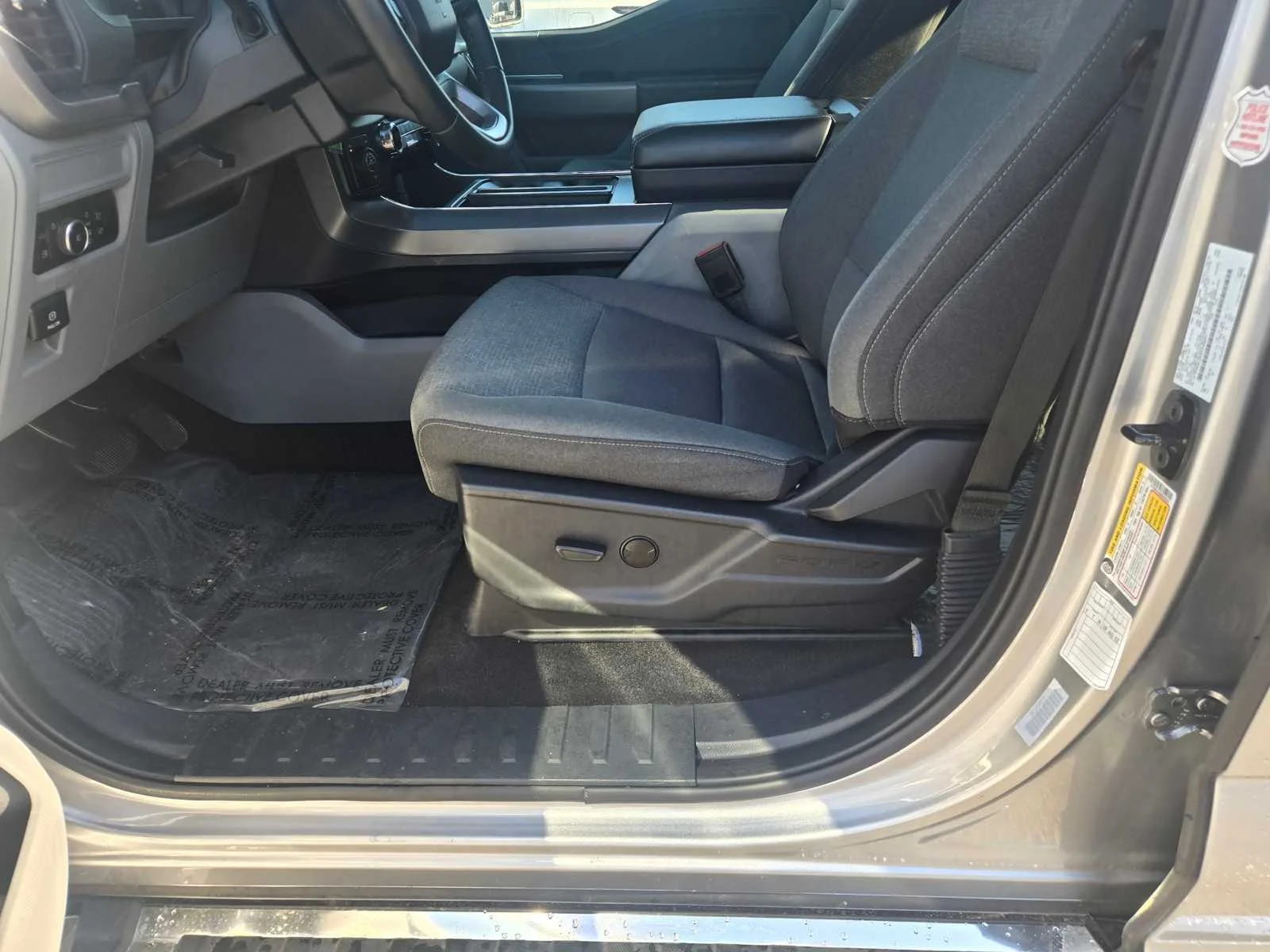 Used 2025  Ford XLT image 24