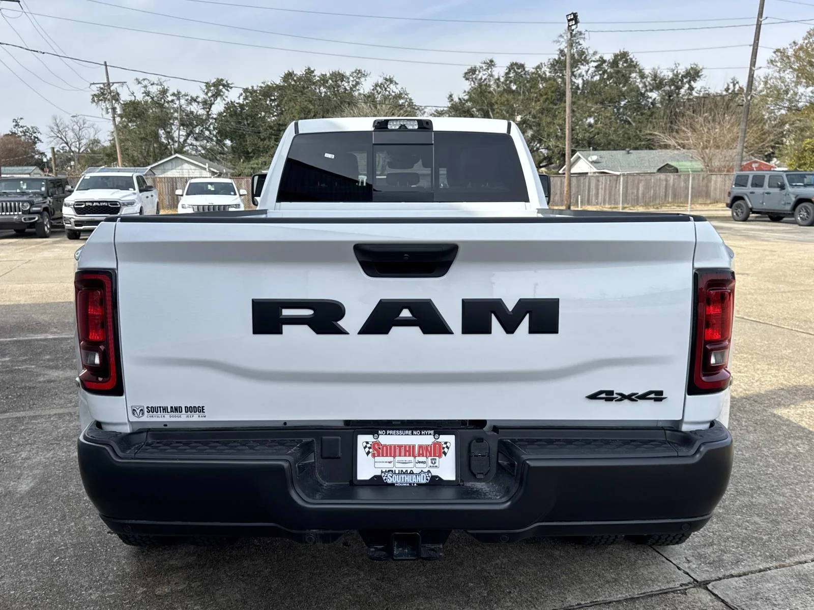 New 2026 Bright White Clear-Coat Exterior Paint RAM Tradesman image 5
