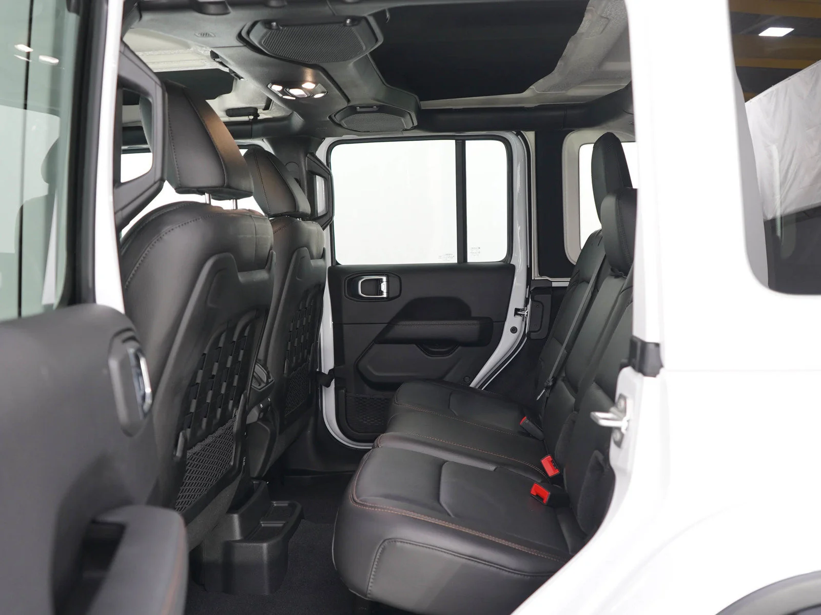 Used 2023 Bright White Clearcoat Jeep Rubicon 392 image 16