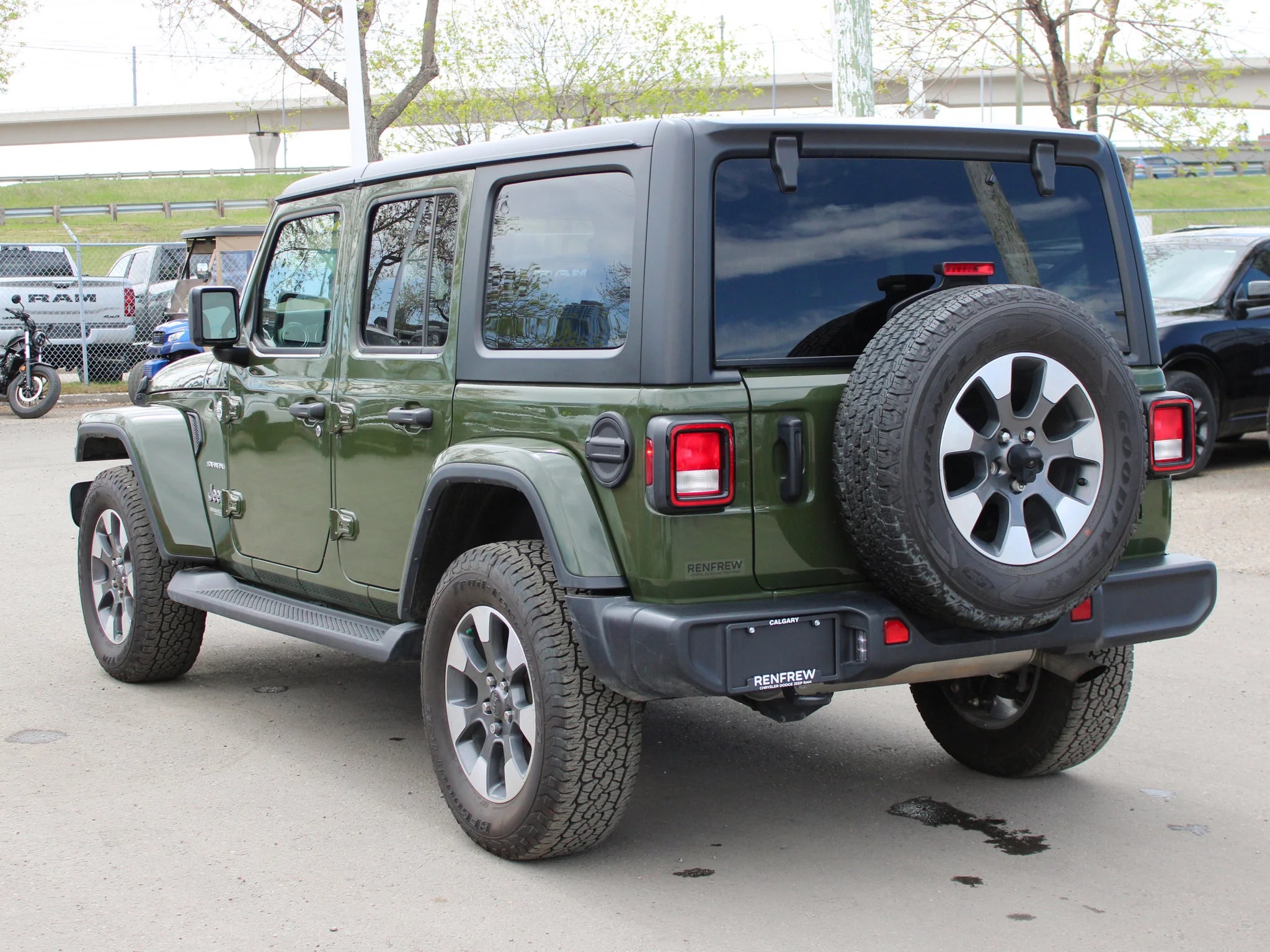 Certified Used 2021 Green Jeep Unlimited Sahara * No Accidents | Manual | Apple CarPlay | Backup Camera image 13