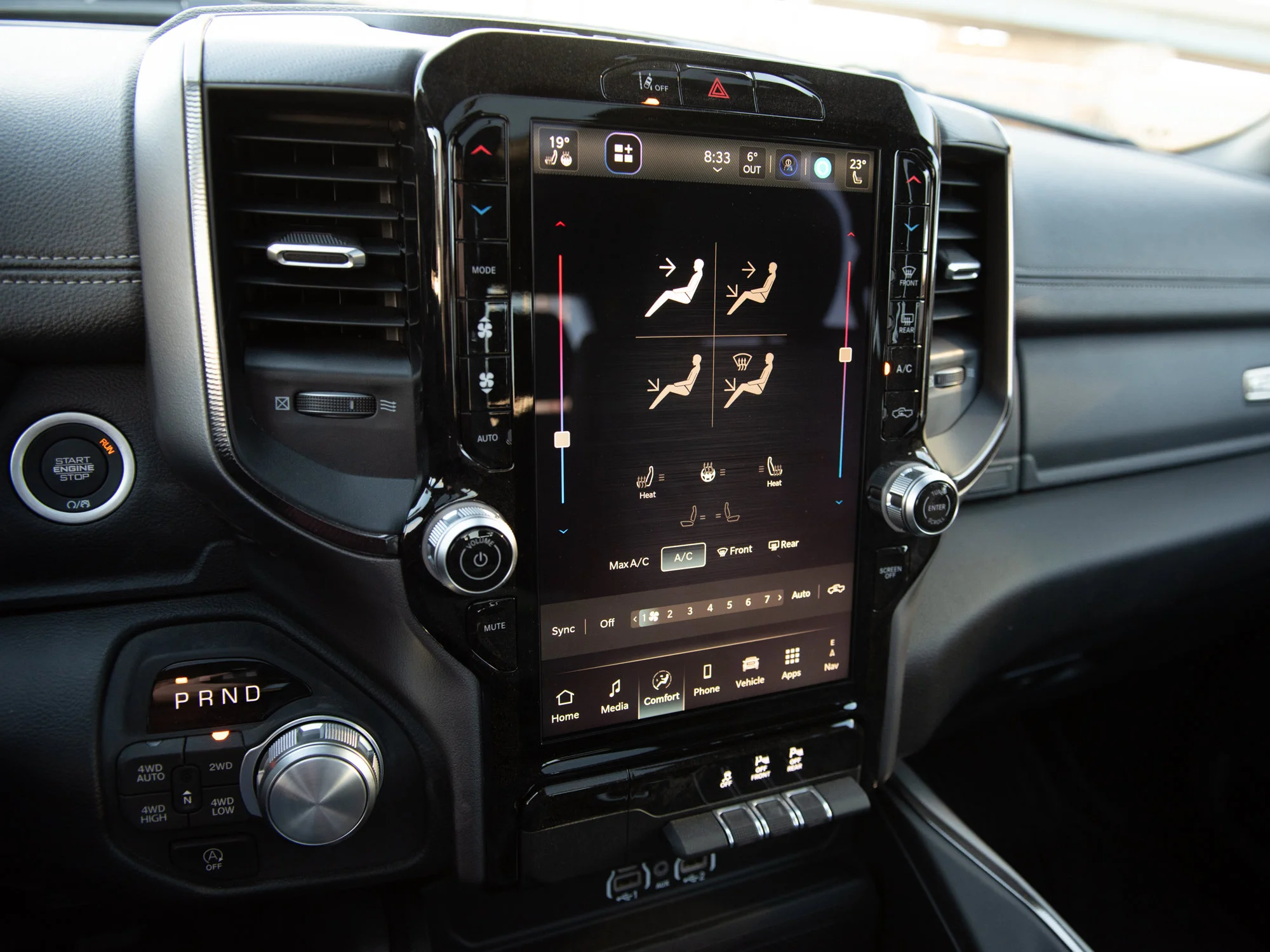 New 2026 Black RAM Sport* image 17