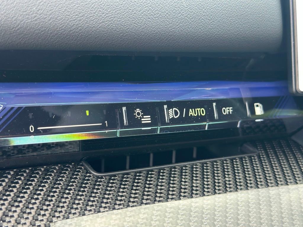 New 2027 Frozen Deep Grey Metallic BMW  image 31