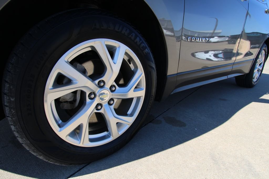 Used 2018 Gray Chevrolet LT image 10