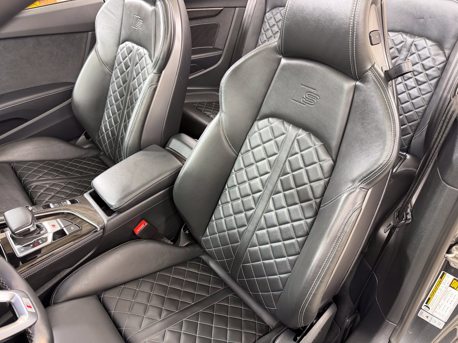 Used 2024  Audi 3.0T Premium Plus image 8