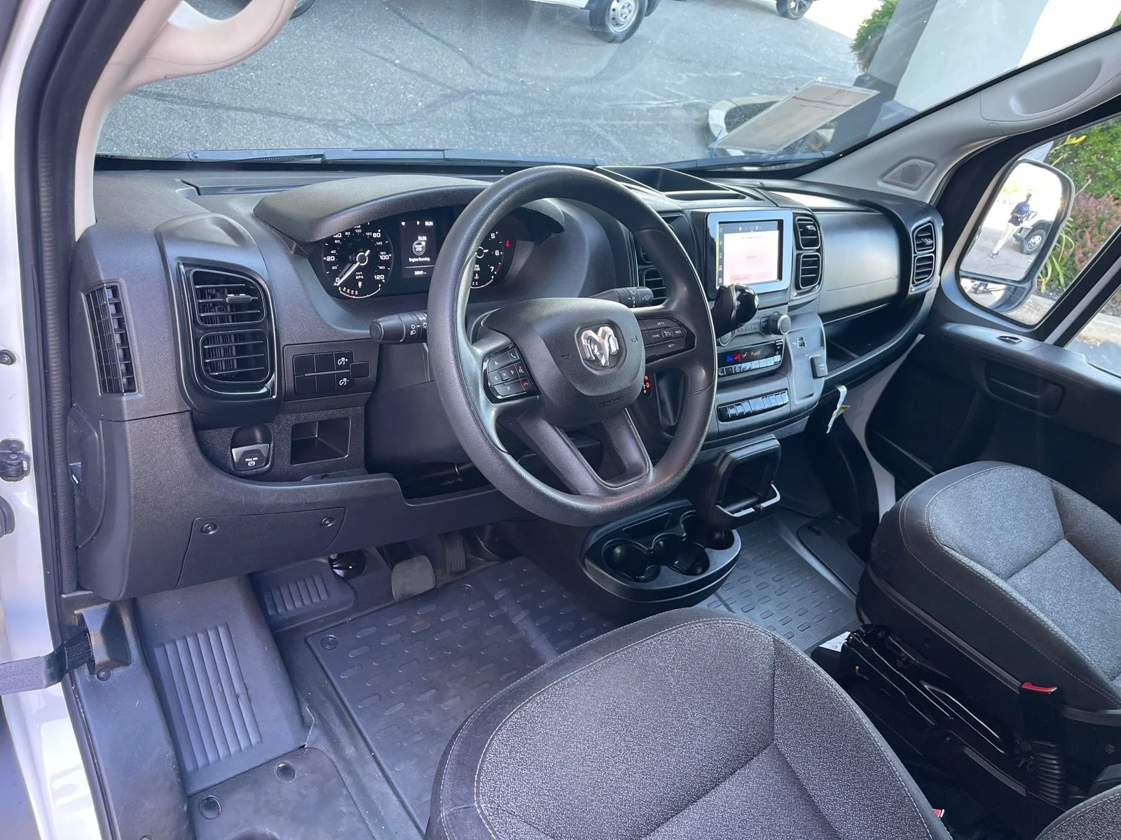 Used 2023 WHITE Ram  image 14