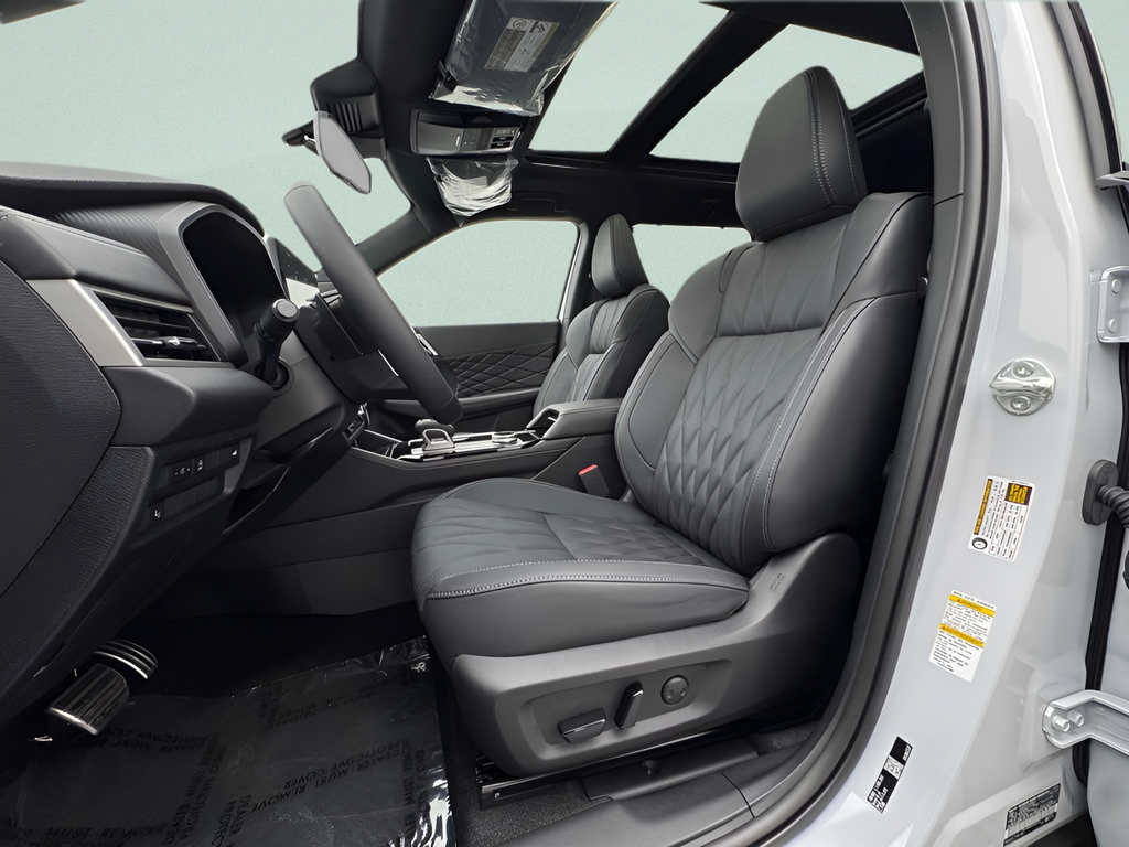 New 2026  Mitsubishi Black Edition image 33