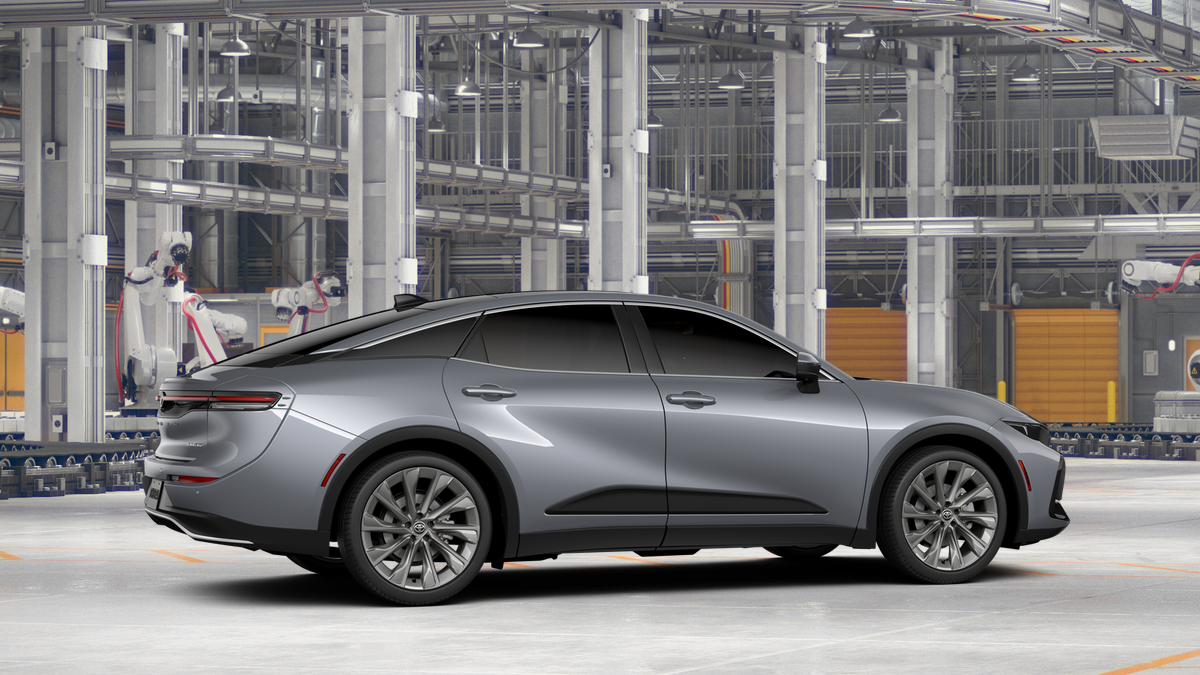 2026 Toyota Crown Limited photo 3