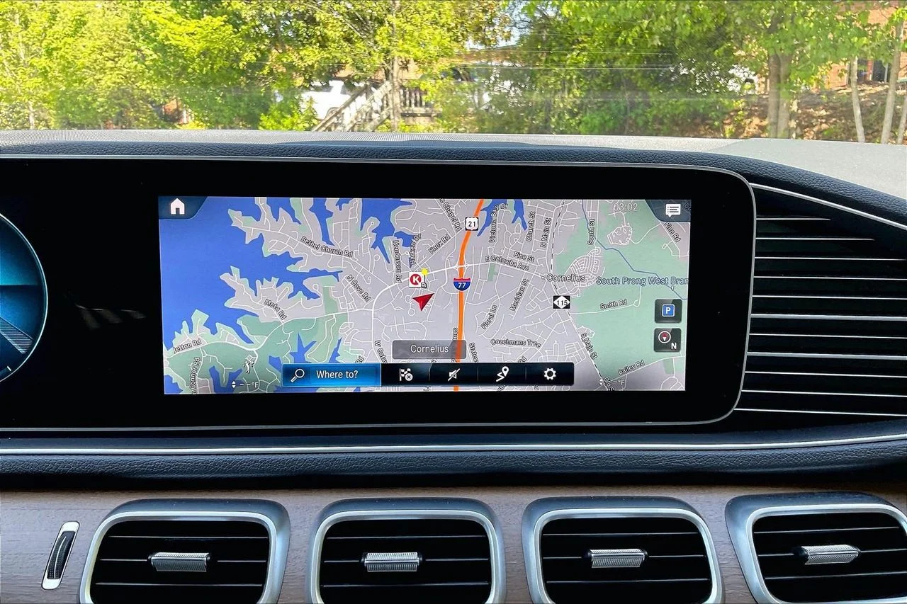 Certified Used 2023  Mercedes-Benz GLE 450 image 14