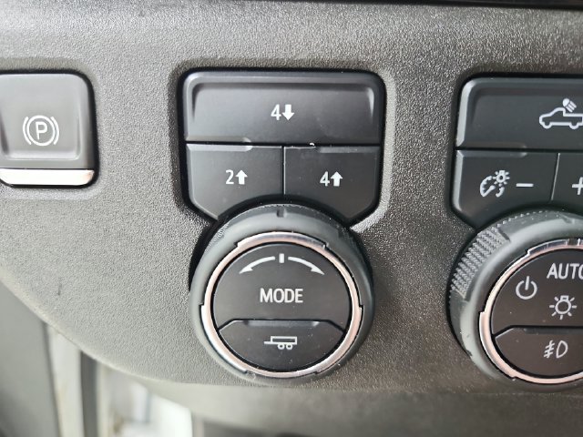 Used 2024 White Chevrolet LT image 27