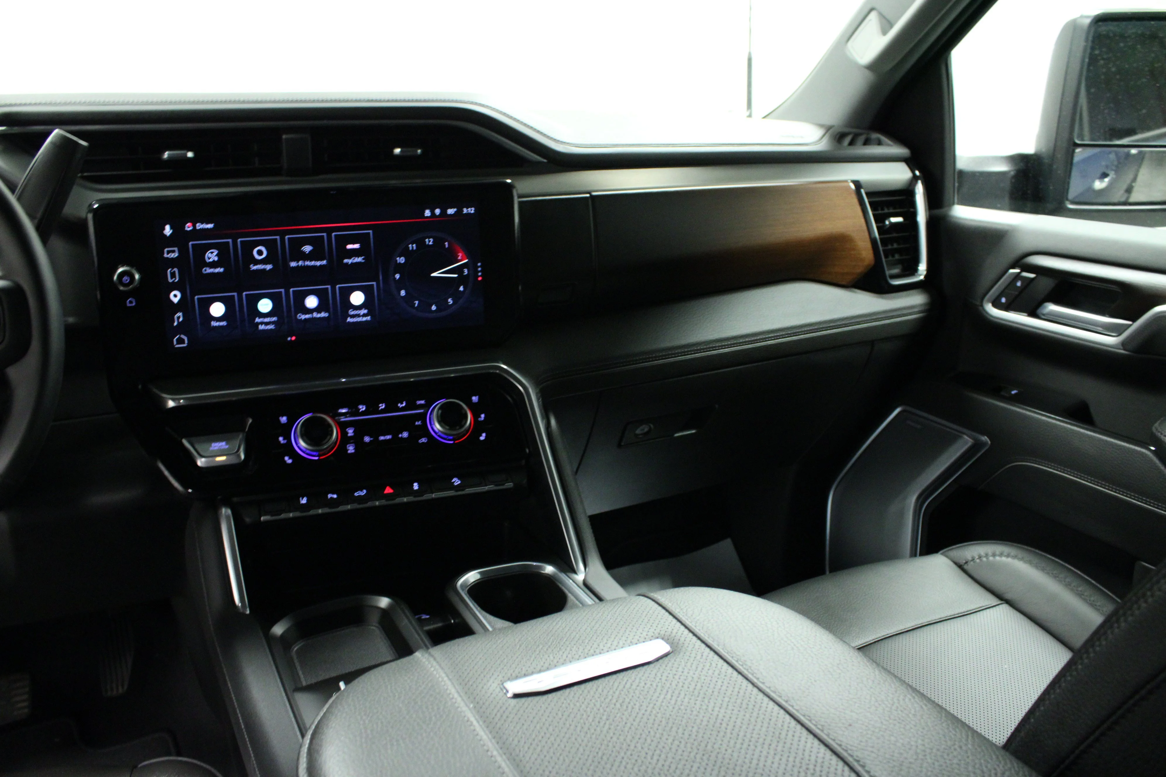 Used 2026 Downpour Metallic GMC Denali image 19