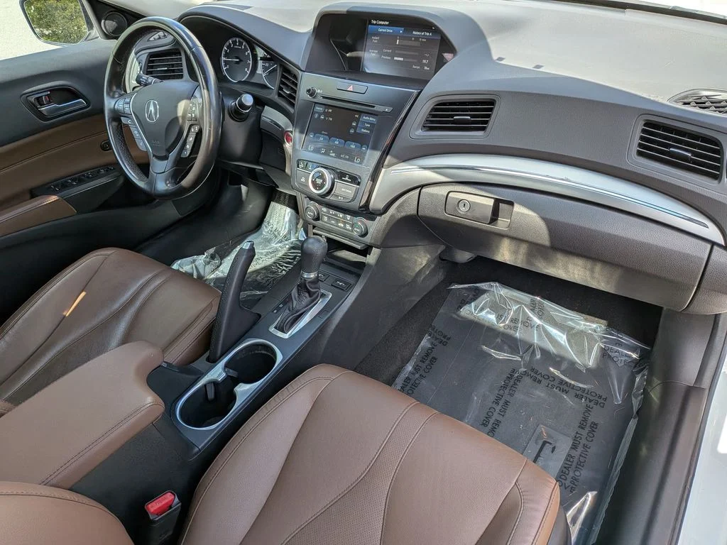 Used 2021  Acura Premium Package image 33