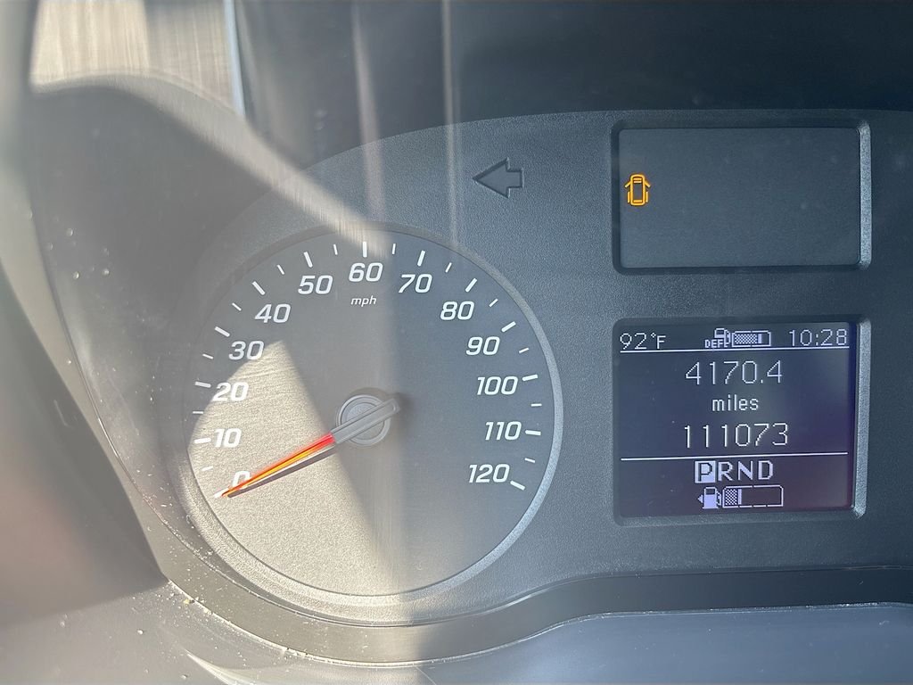 Used 2020  Mercedes-Benz Standard Roof V6 image 32