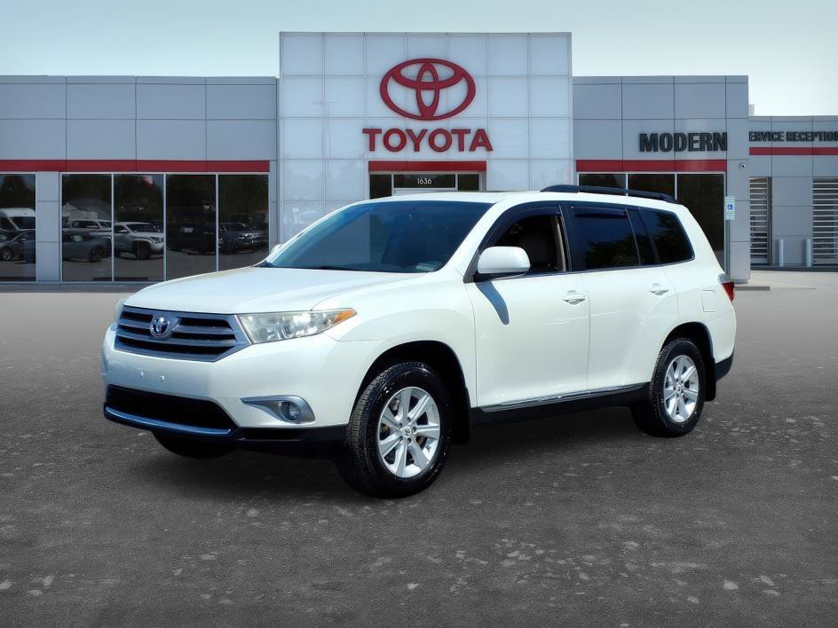 2011 Toyota Highlander SE