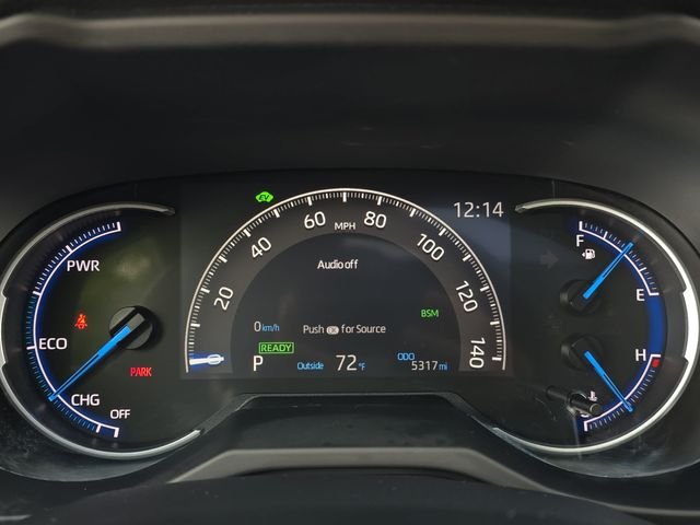 Used 2023 Beige Toyota XLE Premium image 19