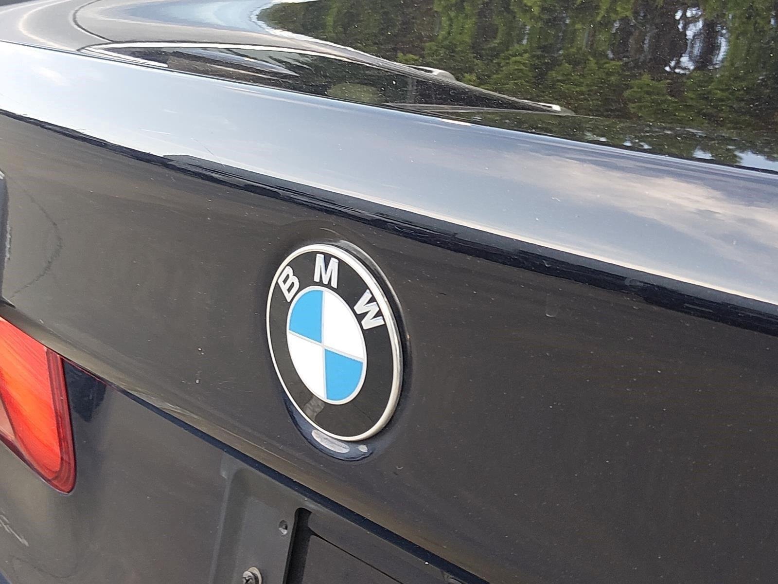 Used 2019 Carbon Black Metallic BMW 540i image 12
