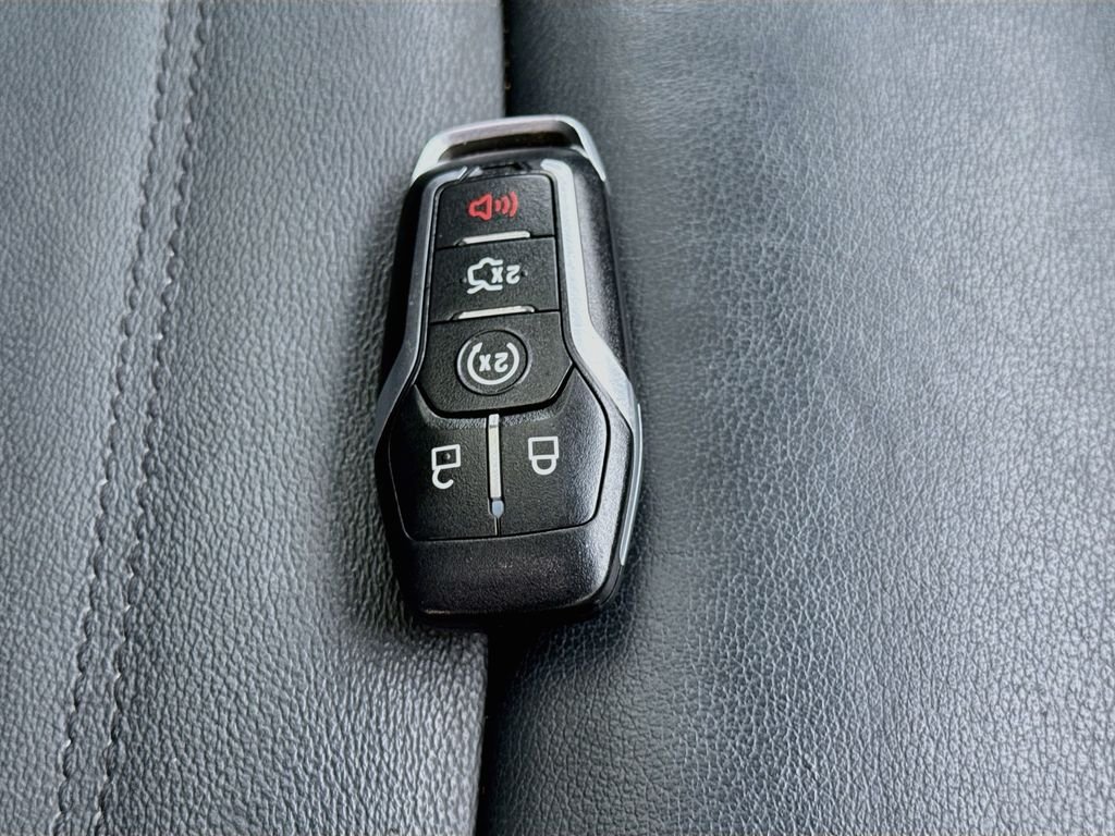 Used 2016 White Ford SEL image 35