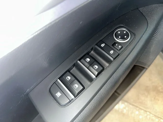 Used 2024 Gray Kia LXS image 17