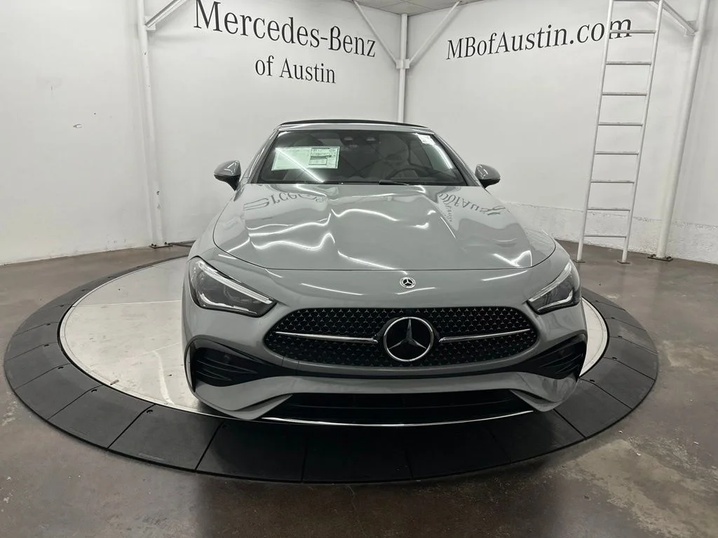 New 2027 White Mercedes-Benz CLE 300 image 2