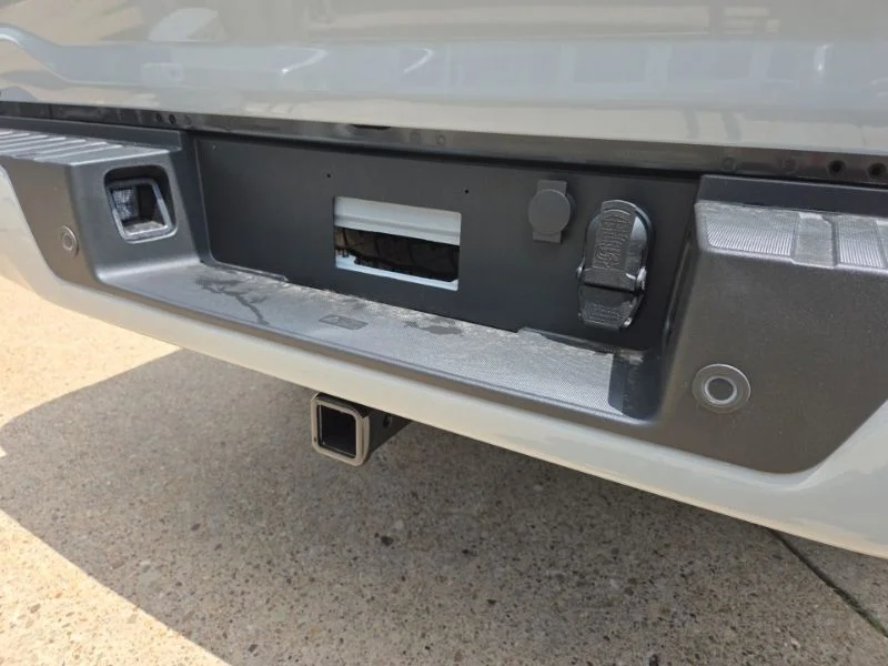 New 2026 Oxford White Ford F-250® XL image 11