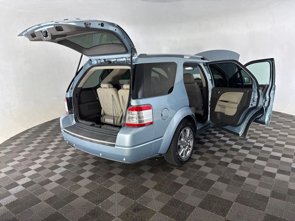 Used 2008  Ford Limited image 15
