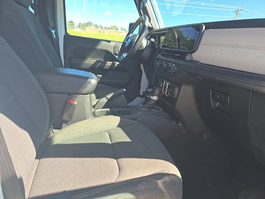 Used 2024 White Jeep Sahara 4xe image 5