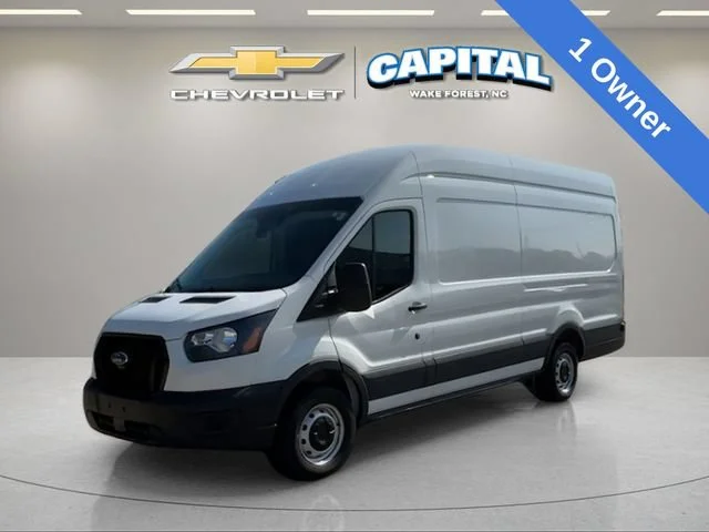 Used 2025 White Ford NA image 1