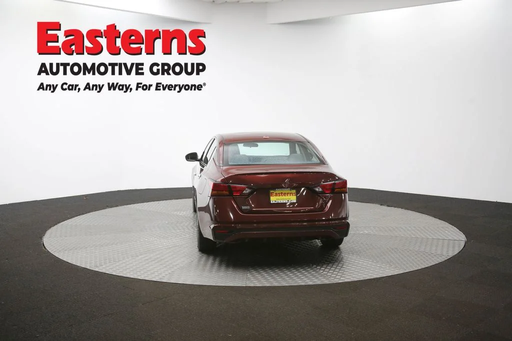 Used 2023 Red Nissan 2.5 SV image 36