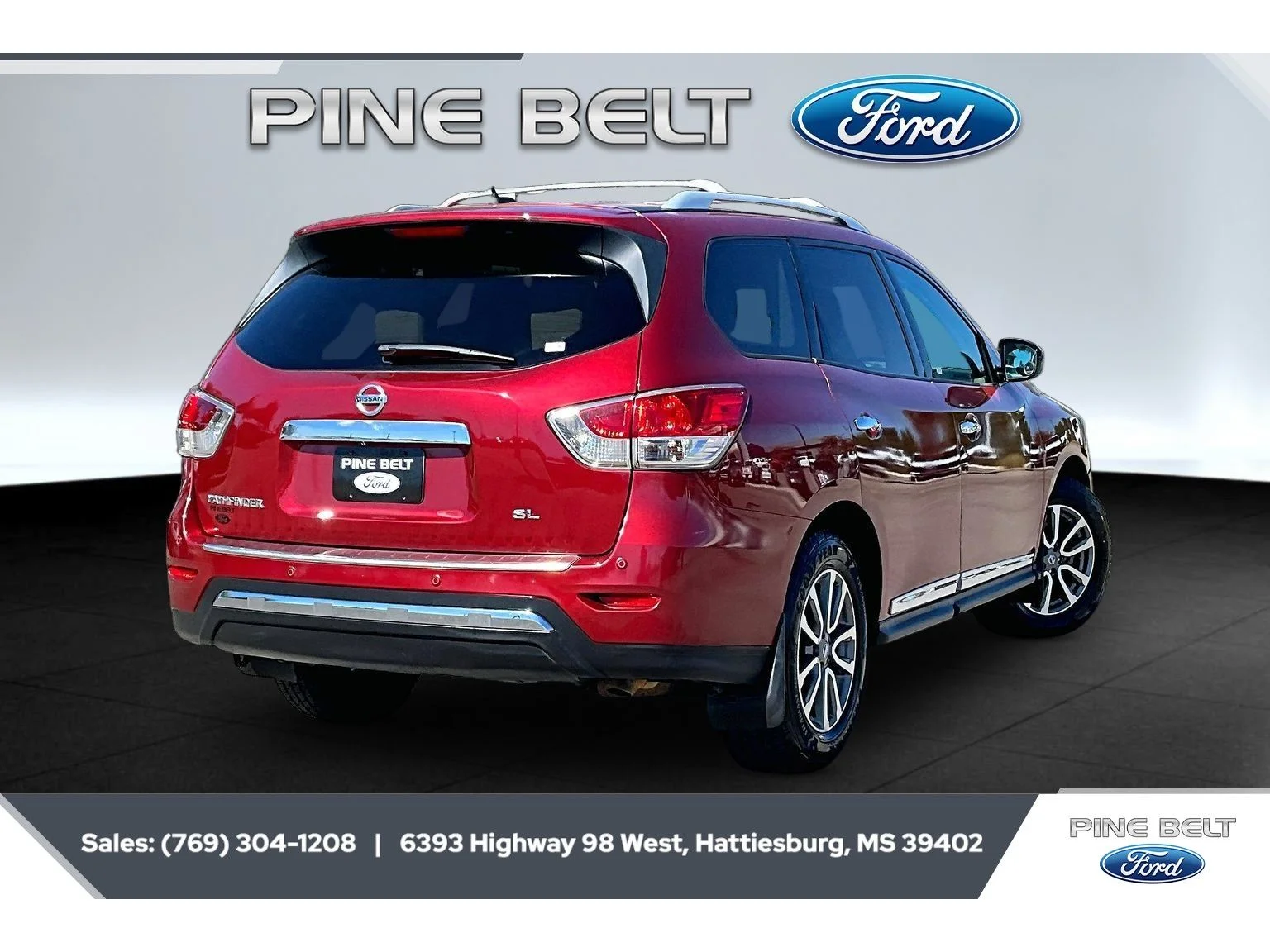 Used 2014 Cayenne Red Nissan SL image 11