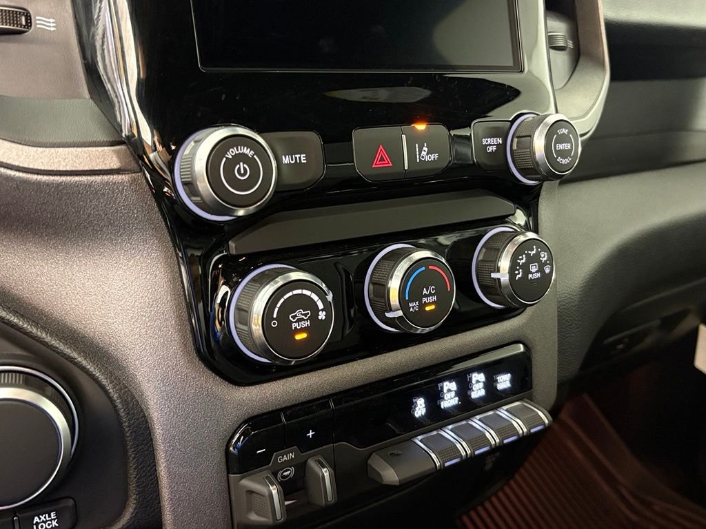 New 2026 Forged Blue Metallic Exterior Paint RAM Warlock image 27