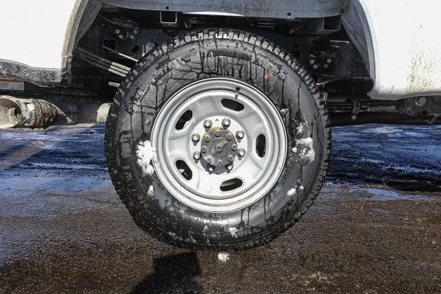 New 2026 Oxford White Ford XL image 12