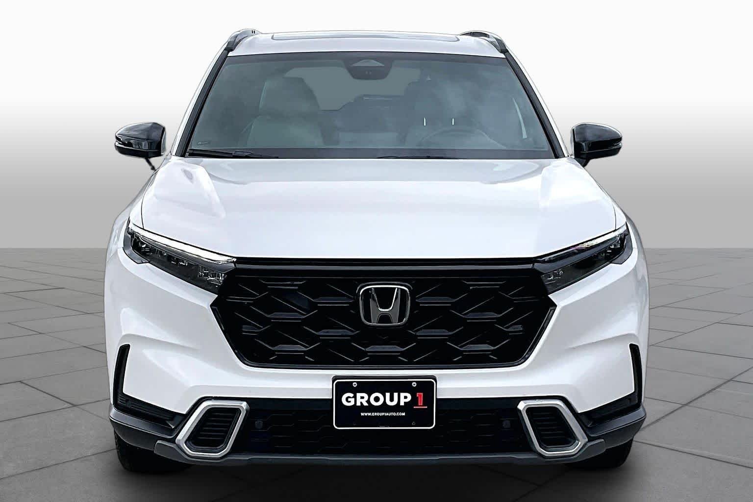 Used 2026 Platinum White Pearl Honda Sport Touring image 4