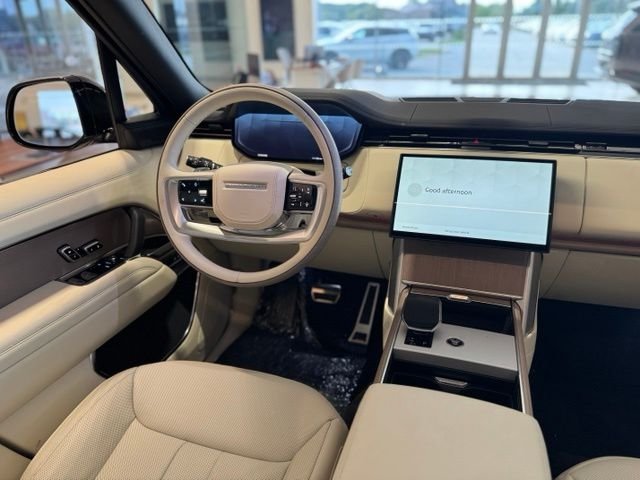 New 2026 Batumi Gold Land Rover SE image 19