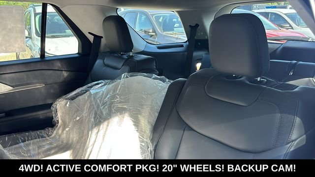 New 2026 Carbonized Gray Metallic Ford Active image 26