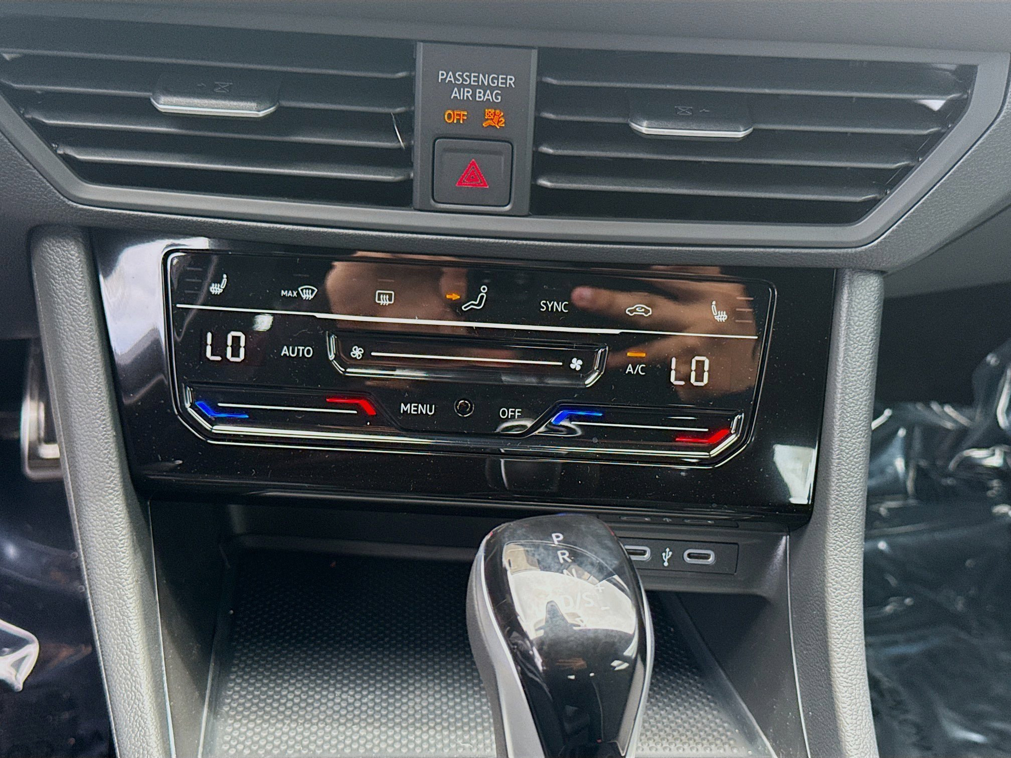 2026 Volkswagen Jetta Sport - Photo 14