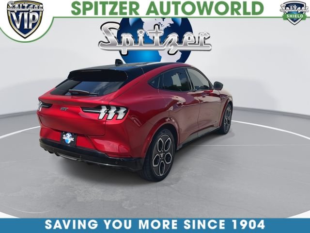 Used 2023 Rapid Red Metallic Tinted Clearcoat Ford GT image 9