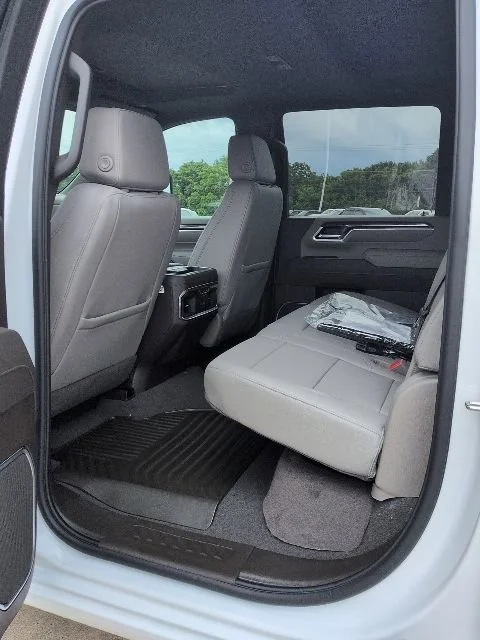 2026 Chevrolet Silverado 2500 HD LTZ - Photo 6