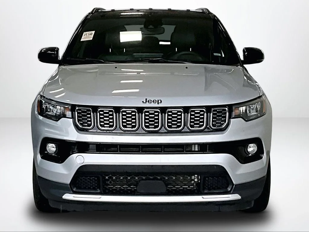 Used 2024 Silver Jeep Limited image 4