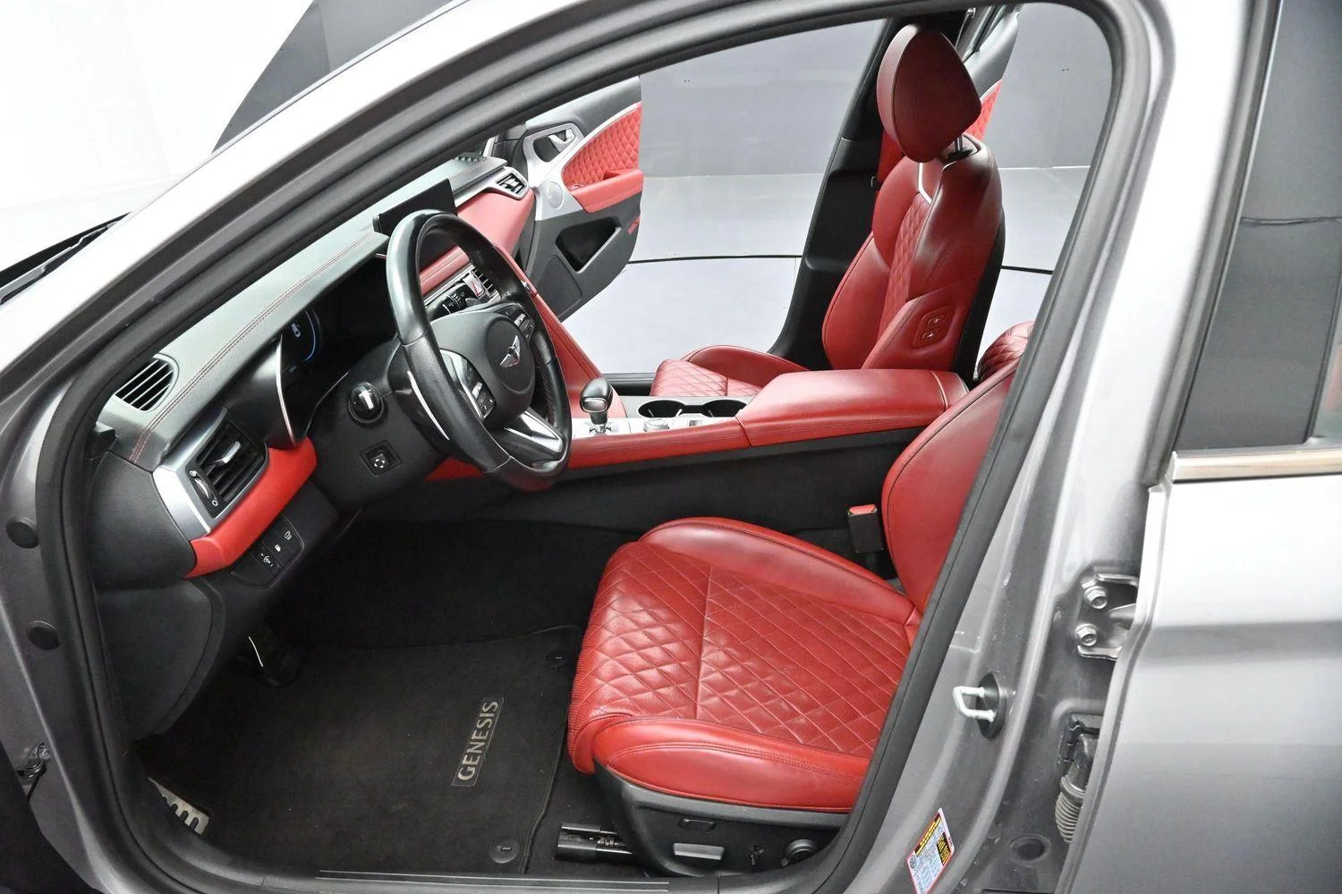 Used 2023 Savile Silver Genesis 3.3T image 12